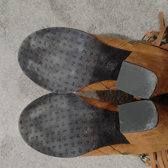 DV By Dolce Vita Fringe Booties Brown EUC Size 6 - Picture 6 of 7